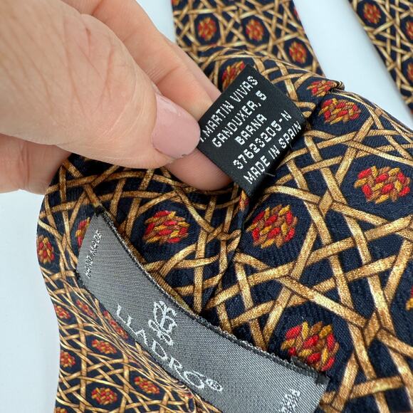 Lladro Silk Tie Made In Spain Geometric Lattice Print Designer Luxury Vintage - Picture 5 of 7